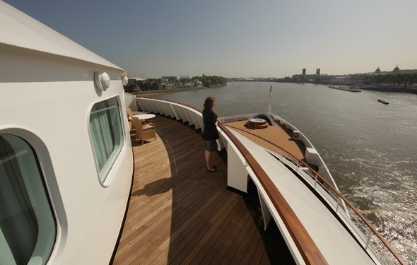 парусные новости, круизный лайнер класса люкс Seabourn Sojourn Luxury Passenger Yacht